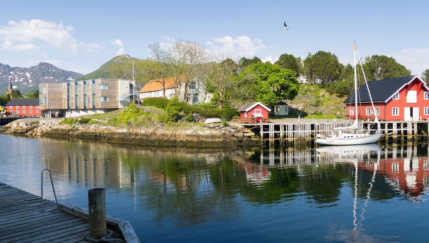 Nært havet med egen brygge