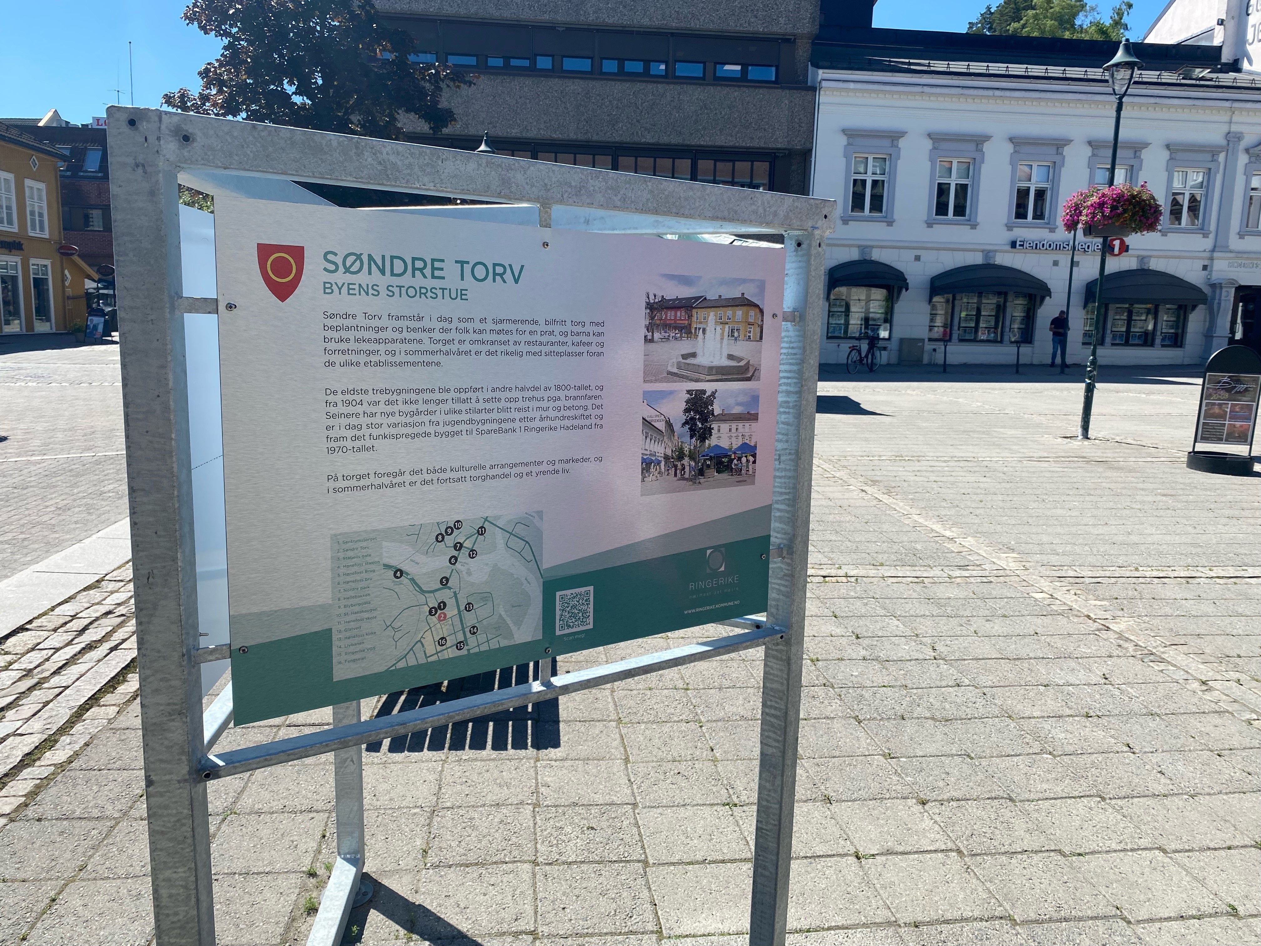 Infoskilt langs Kulturrunden Hønefoss