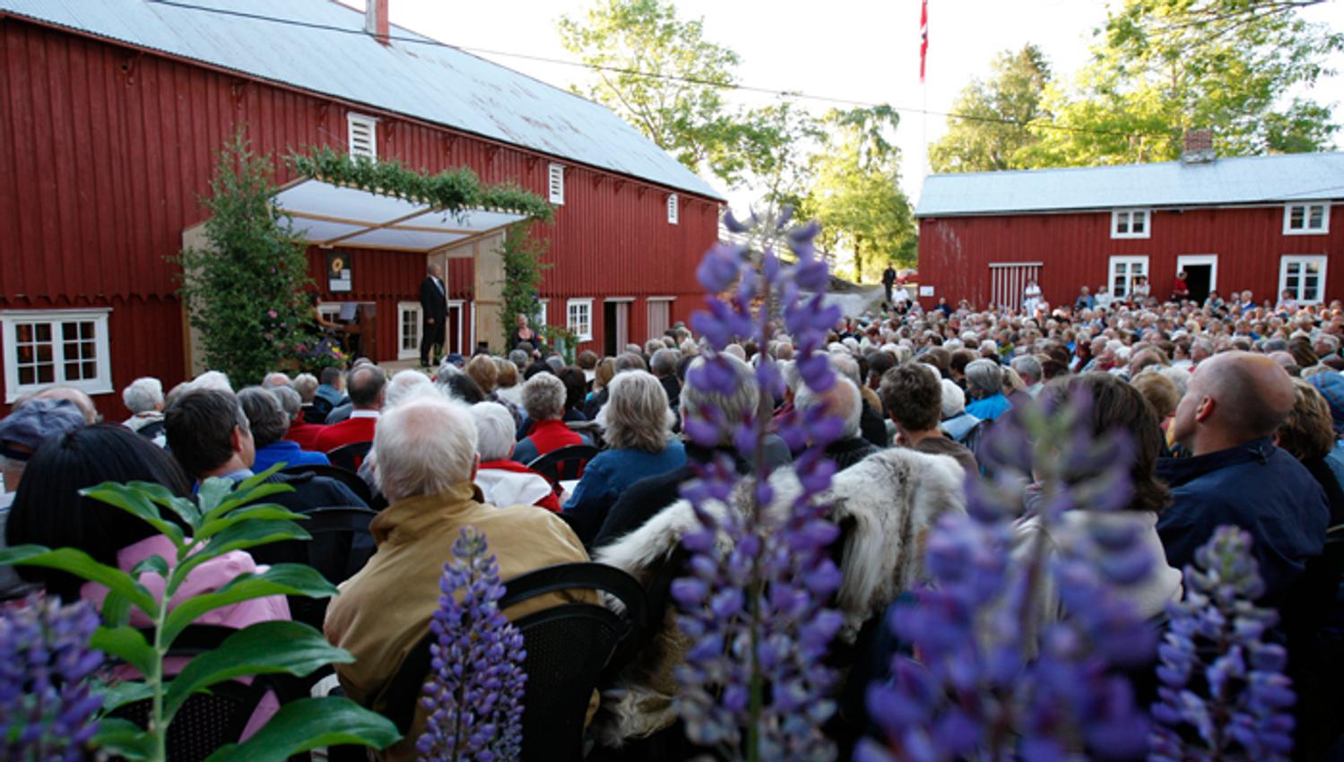 Opera i bygdetunet