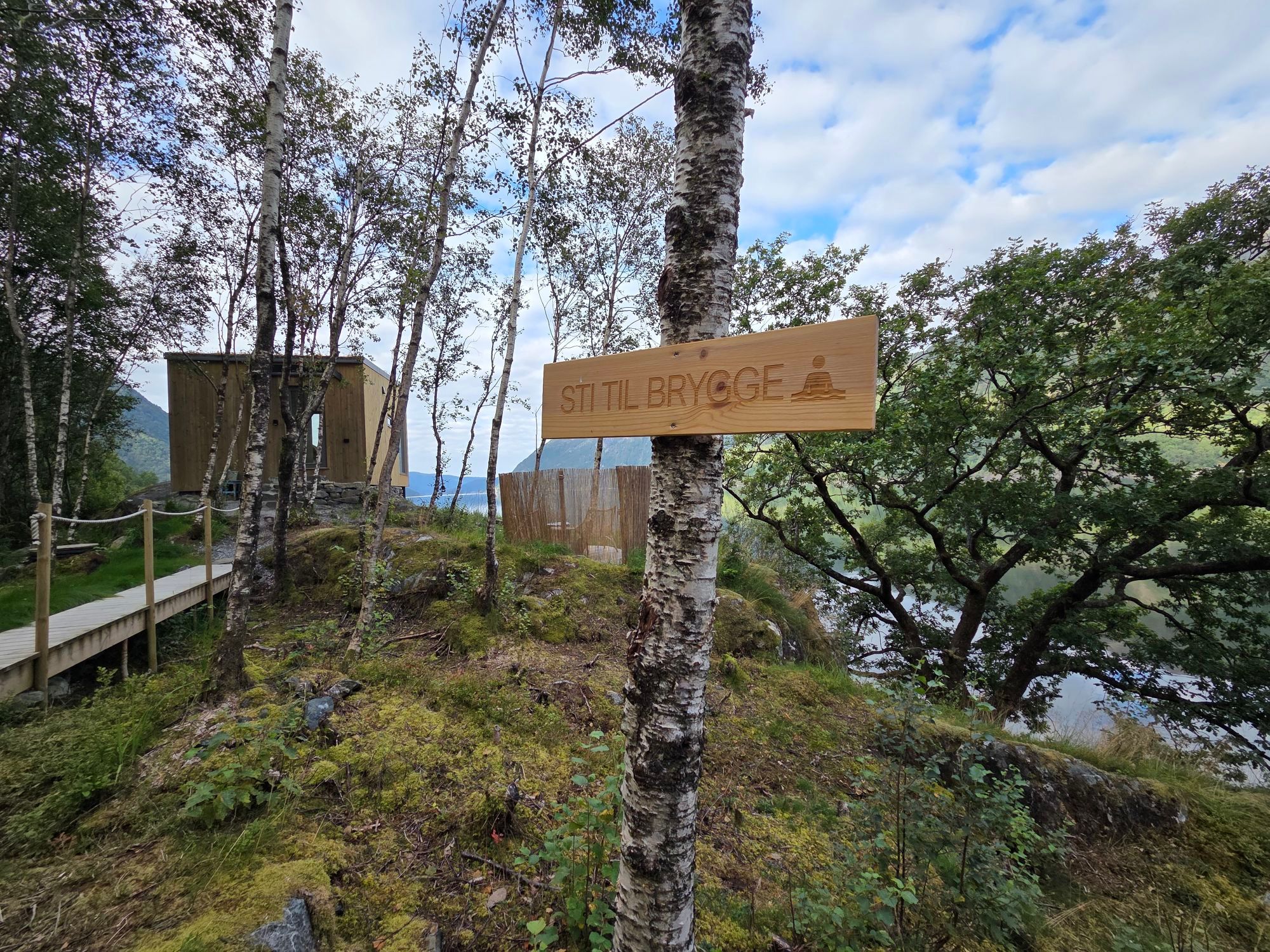 Fivelandsneset Fjordhytter