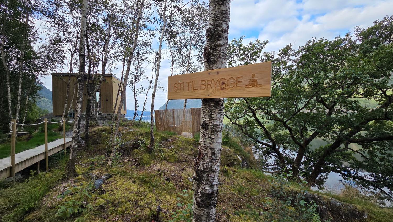 Fivelandsneset Fjordhytter