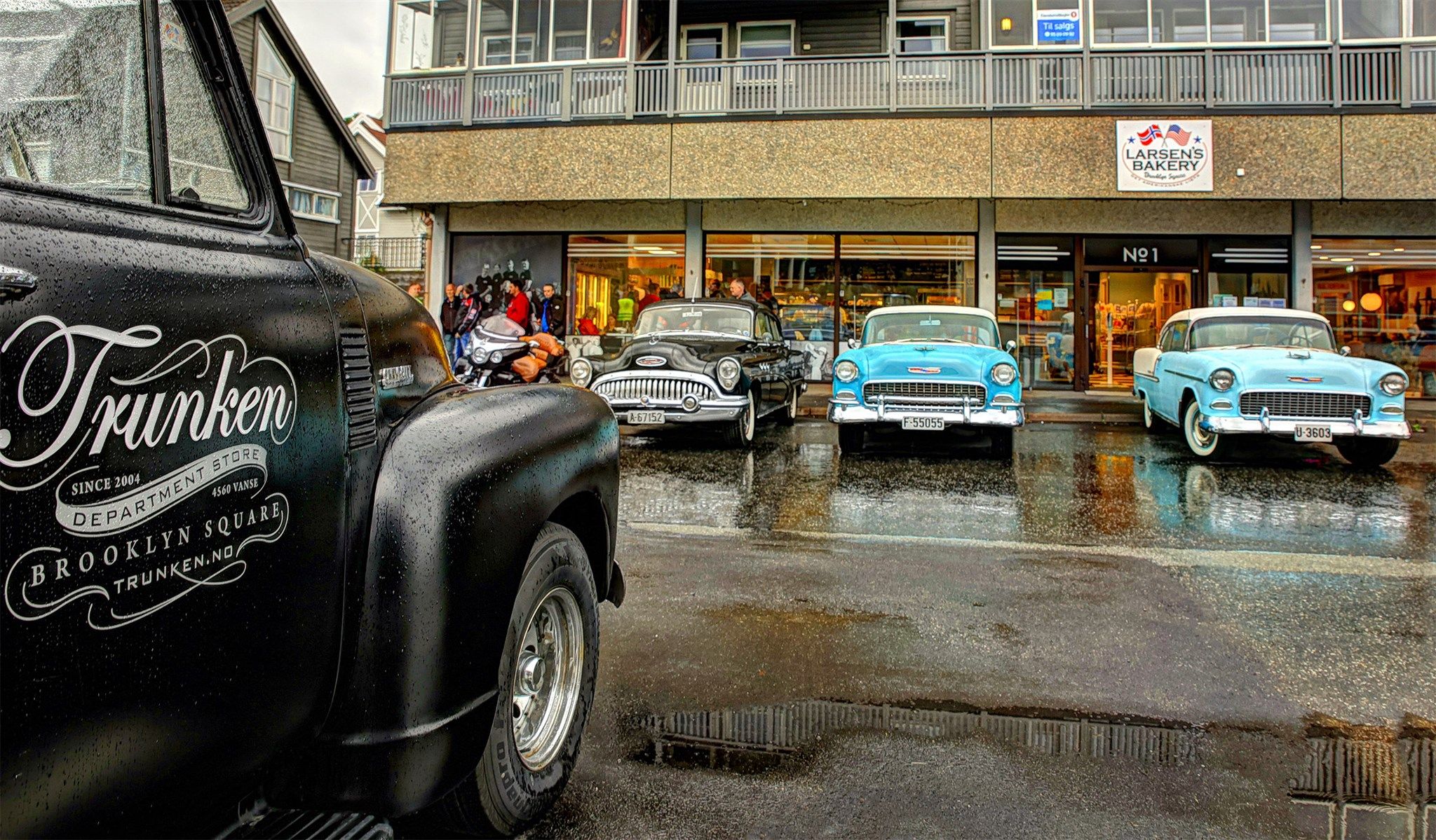 7021_St_Meet_Larsens_Bakery_-_Magne_Storoy