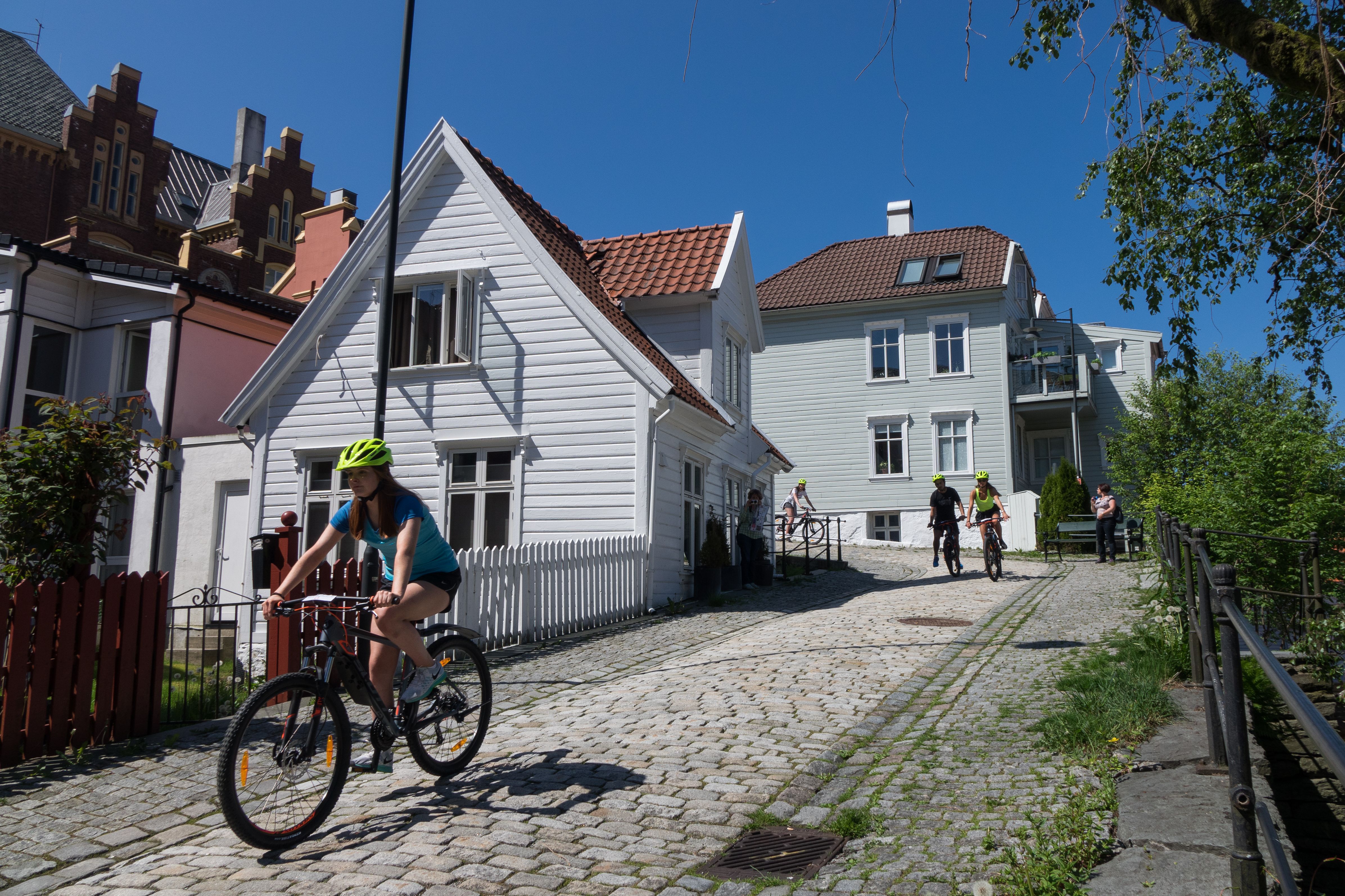 See Bergen from your bike