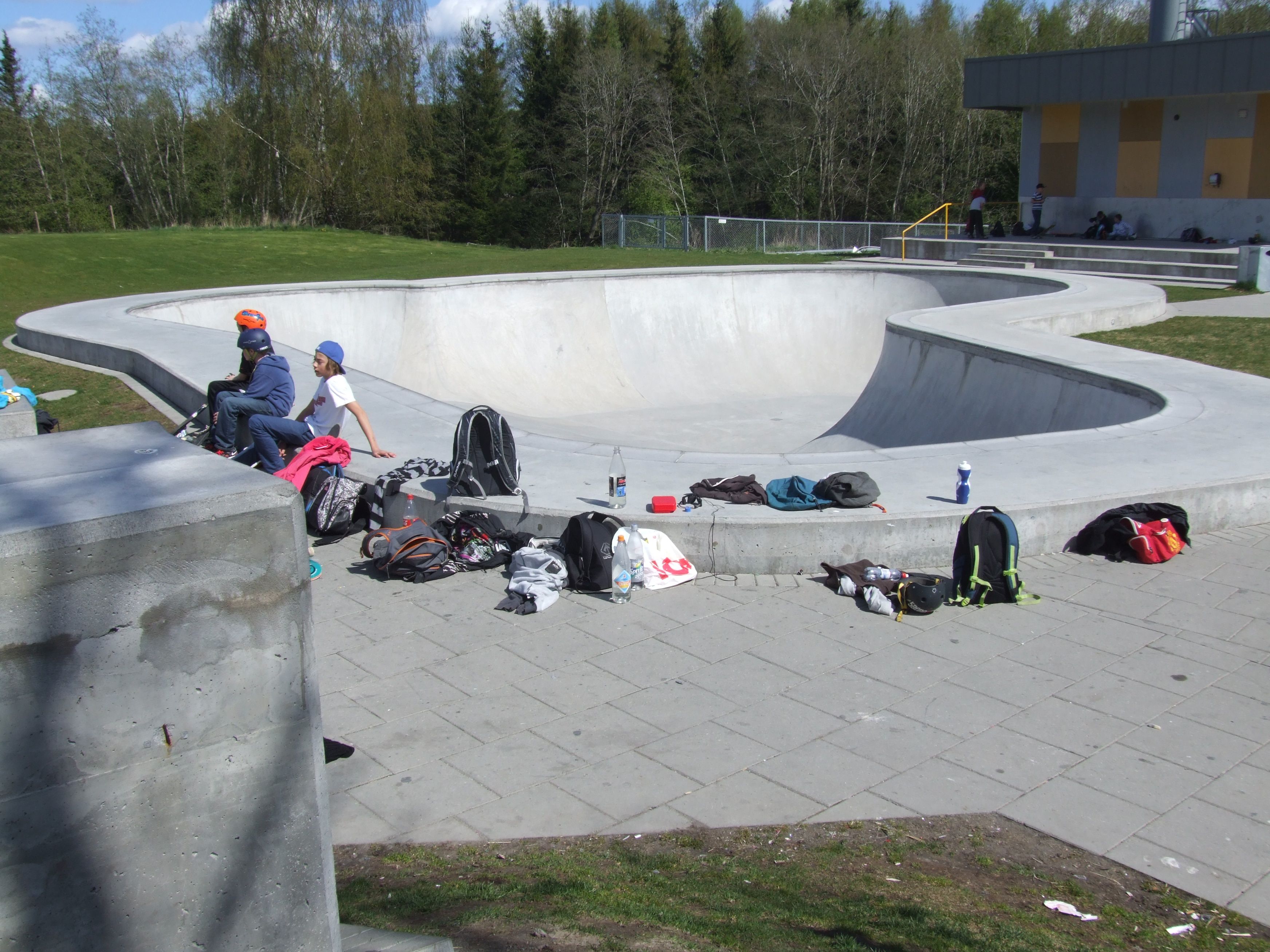 barn på Porsgrunn skatepark