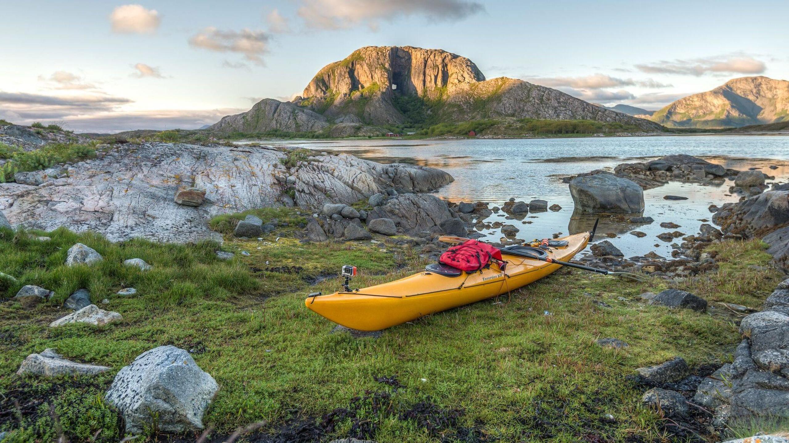 Brønnøysund Kajakk- courses and rental of kayaks and SUPs