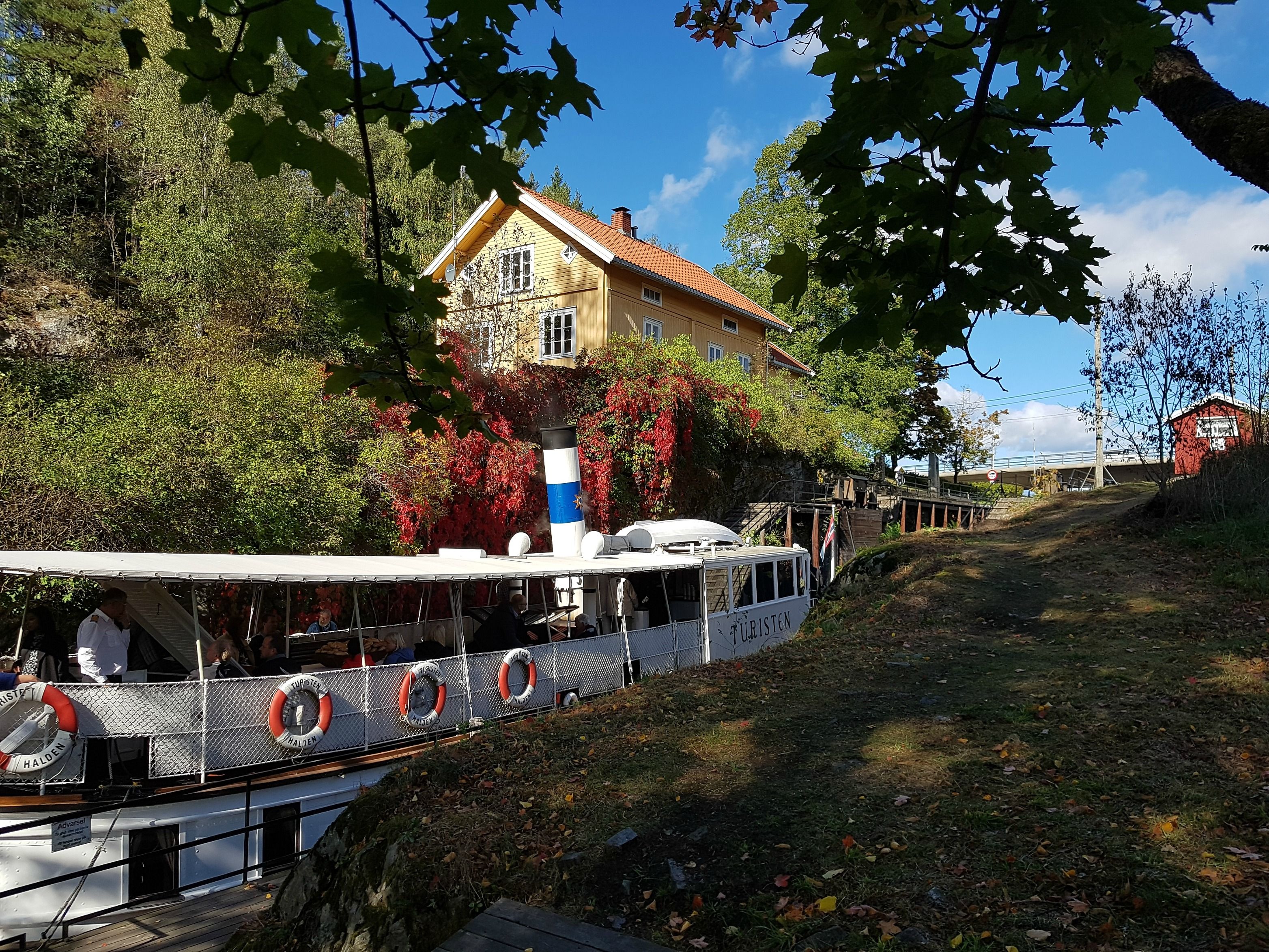 Steam boat in locks