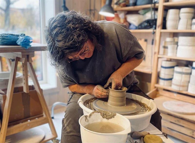 Rita by the potter's wheel