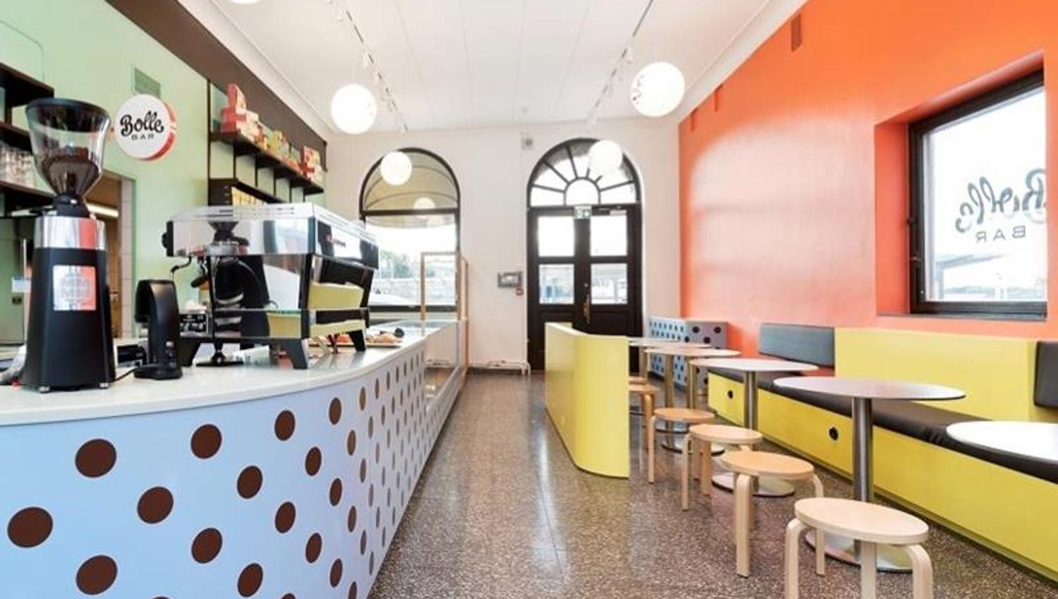 Colourful interior at Bollebar