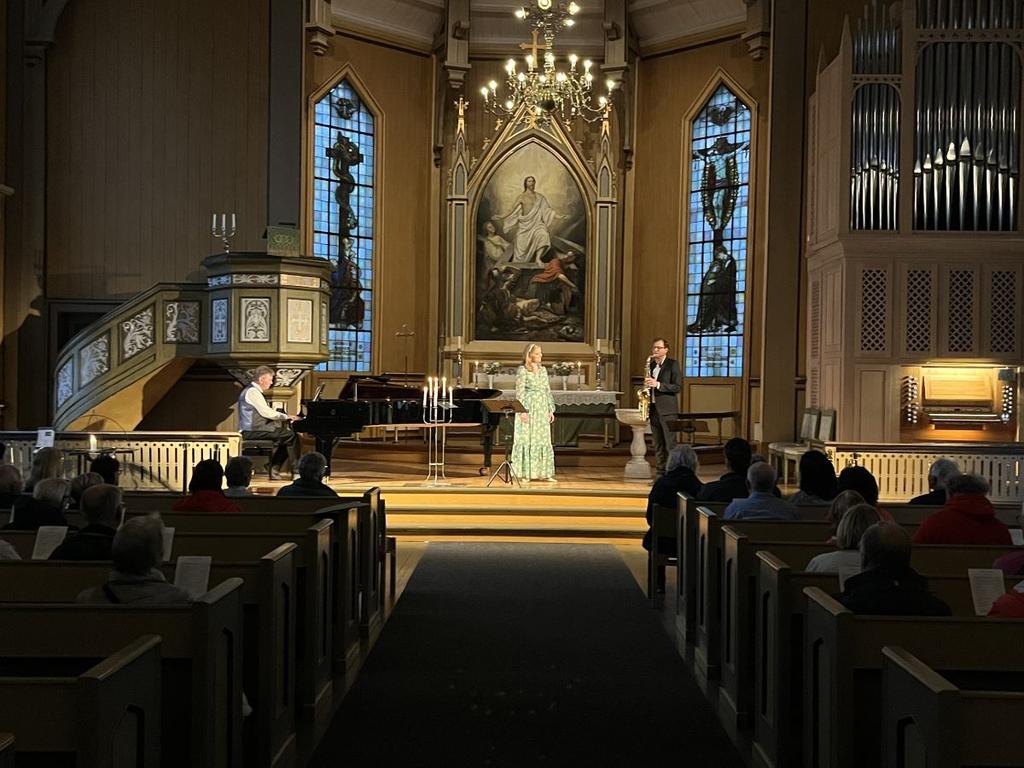 Konsert inne i domkirka