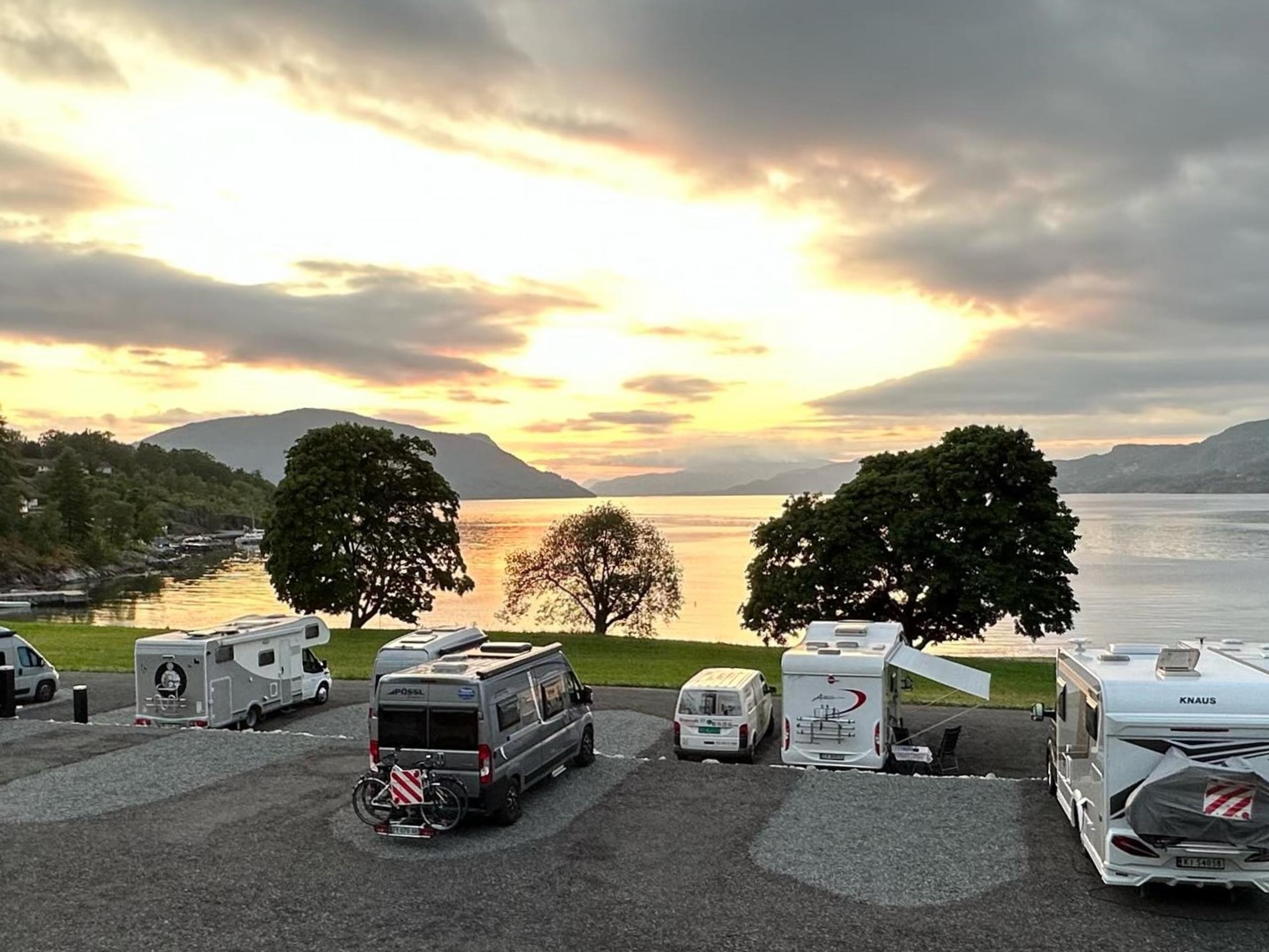 Hjelmeland bobilcamp