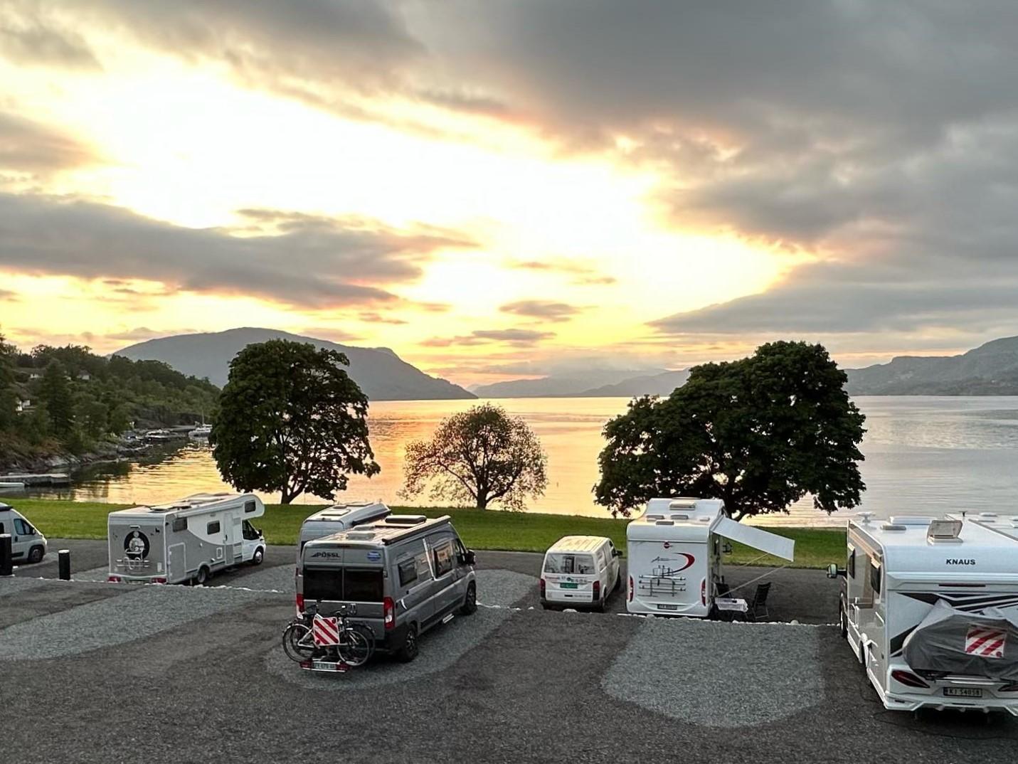 Hjelmeland bobilcamp