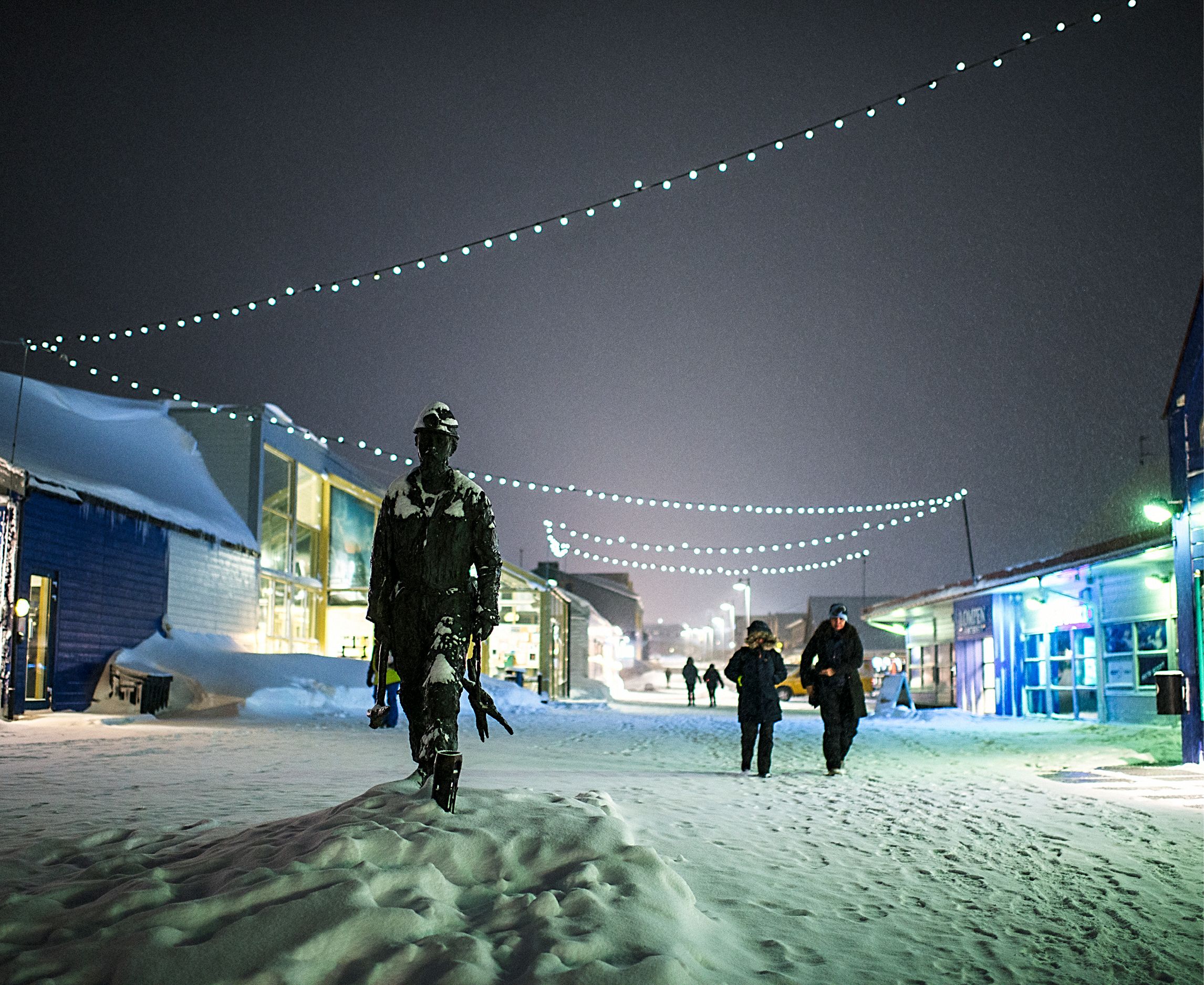 Mining statue in the city center of longyearbyen