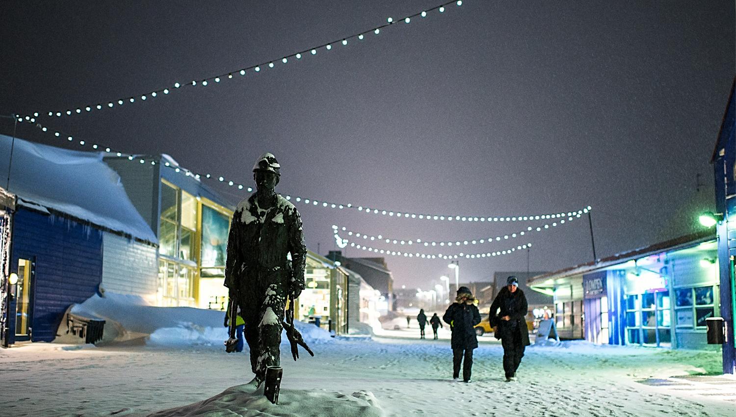 Mining statue in the city center of longyearbyen