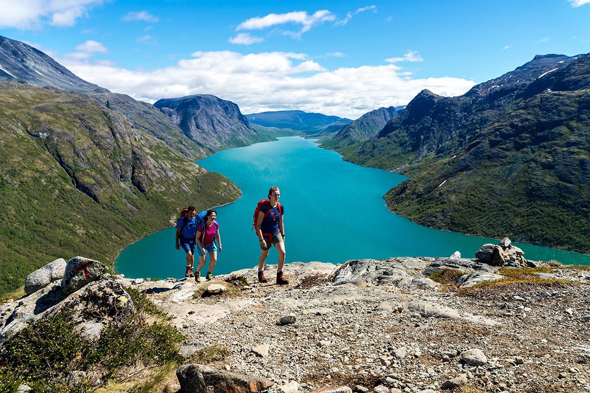 Ascend to Memurutunga in Jotunheimen.