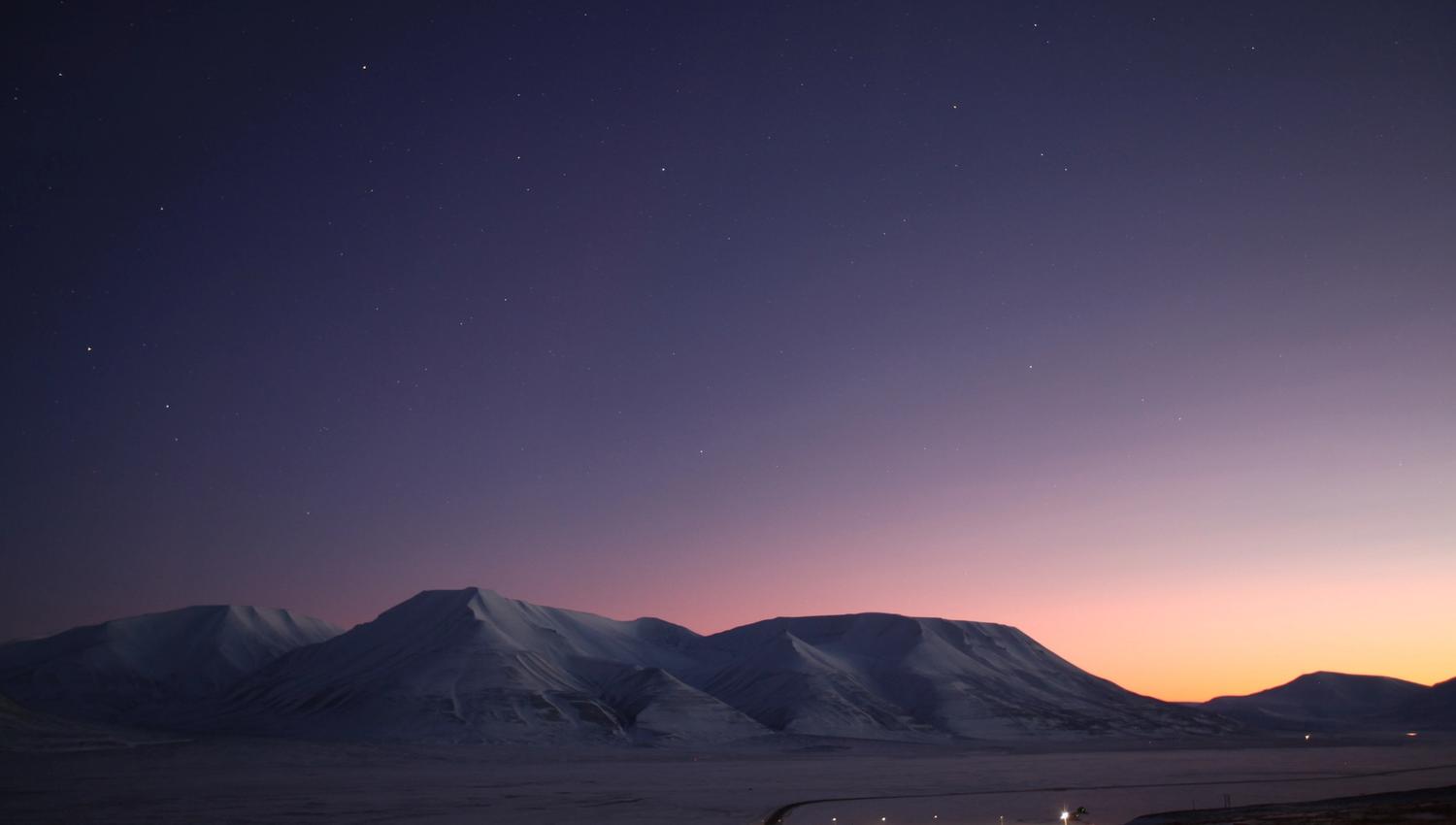 Dusk / twillight lighting conditions over a mountainous landscape