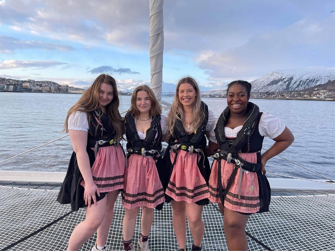 Ansatte på brygga i Tromsø
