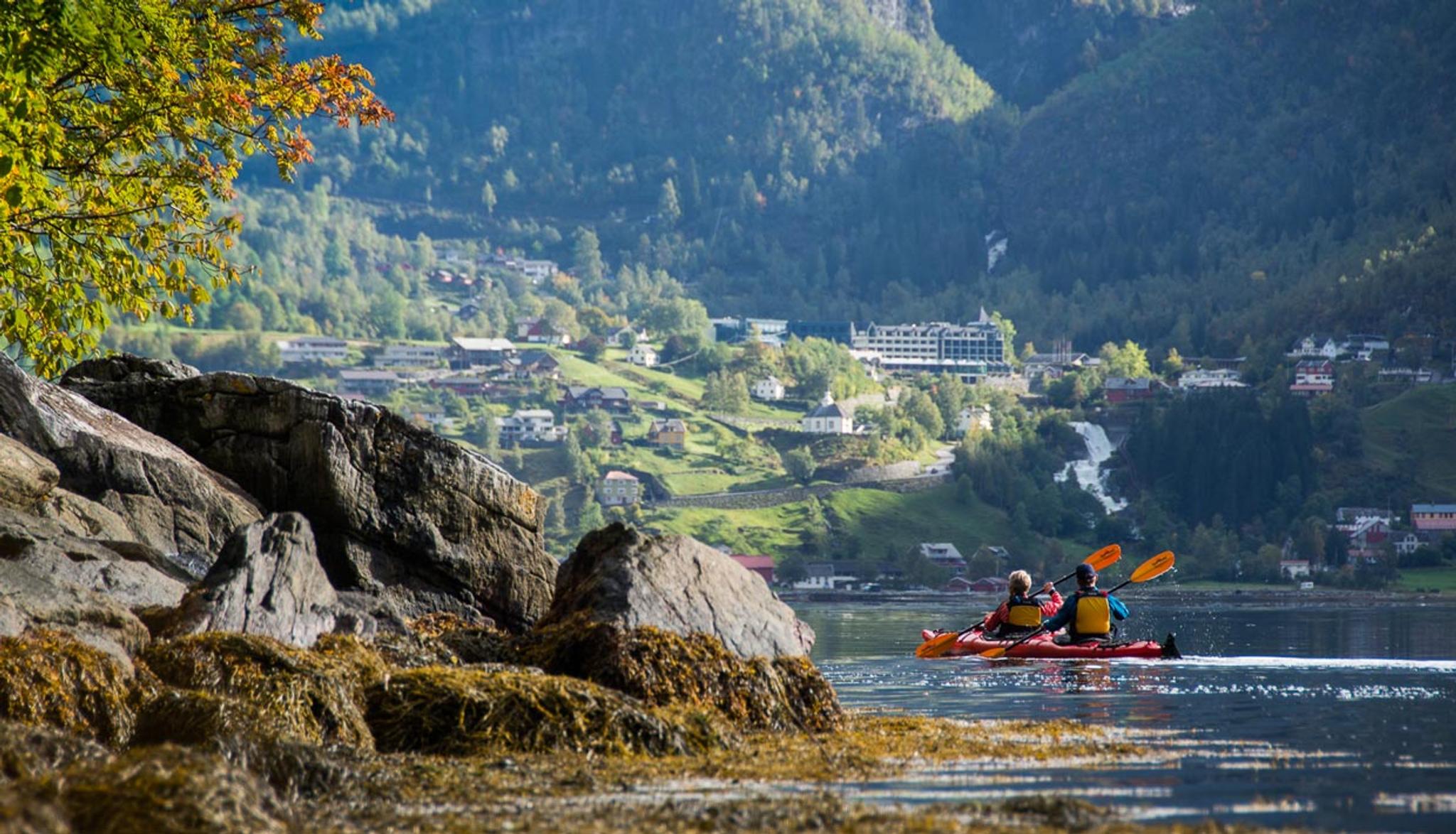 The Seven Sisters waterfall tour - Geiranger Kayak Center
