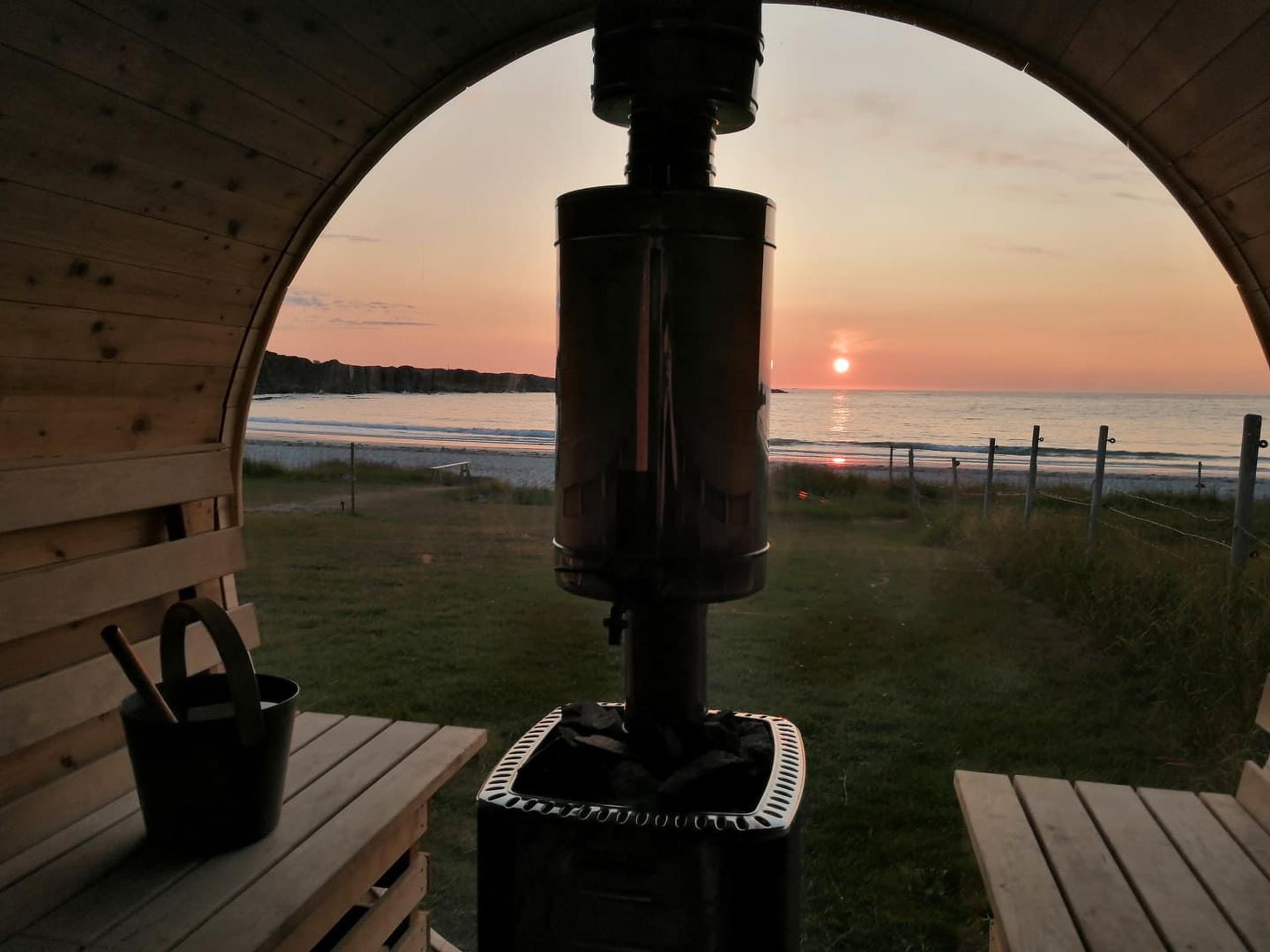Hov Sauna - under the Midnight Sun
