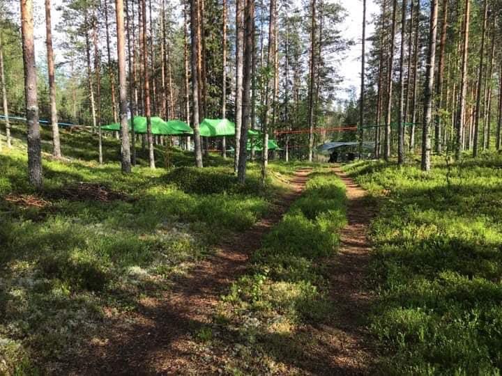 Overnatting i tretelt