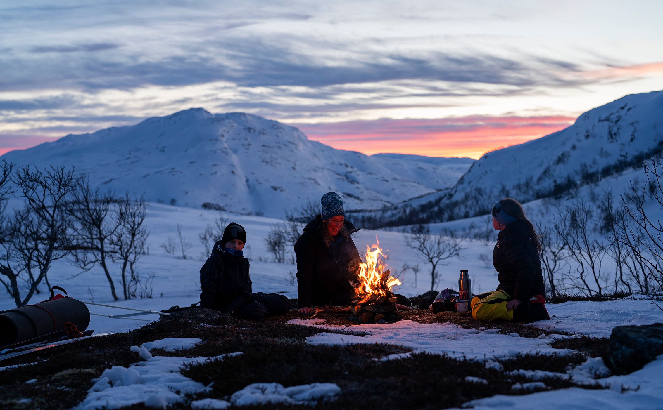 Bla¦èfjelltoppan Litlflyen solnedgang ba¦èl 1 2. mars 01 22 web