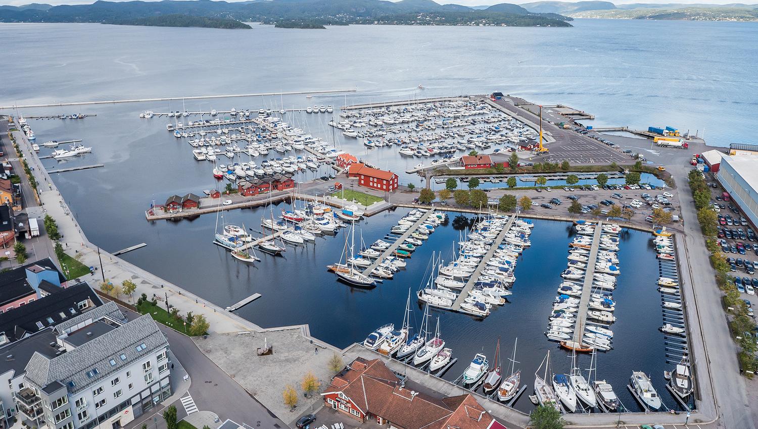 Overview of the marina