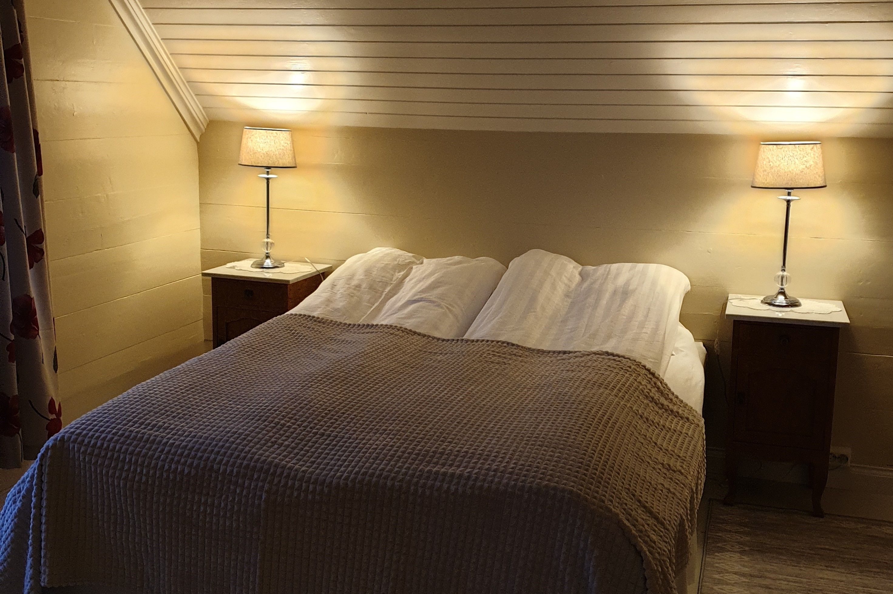We allways prepare the beds for our guests.
