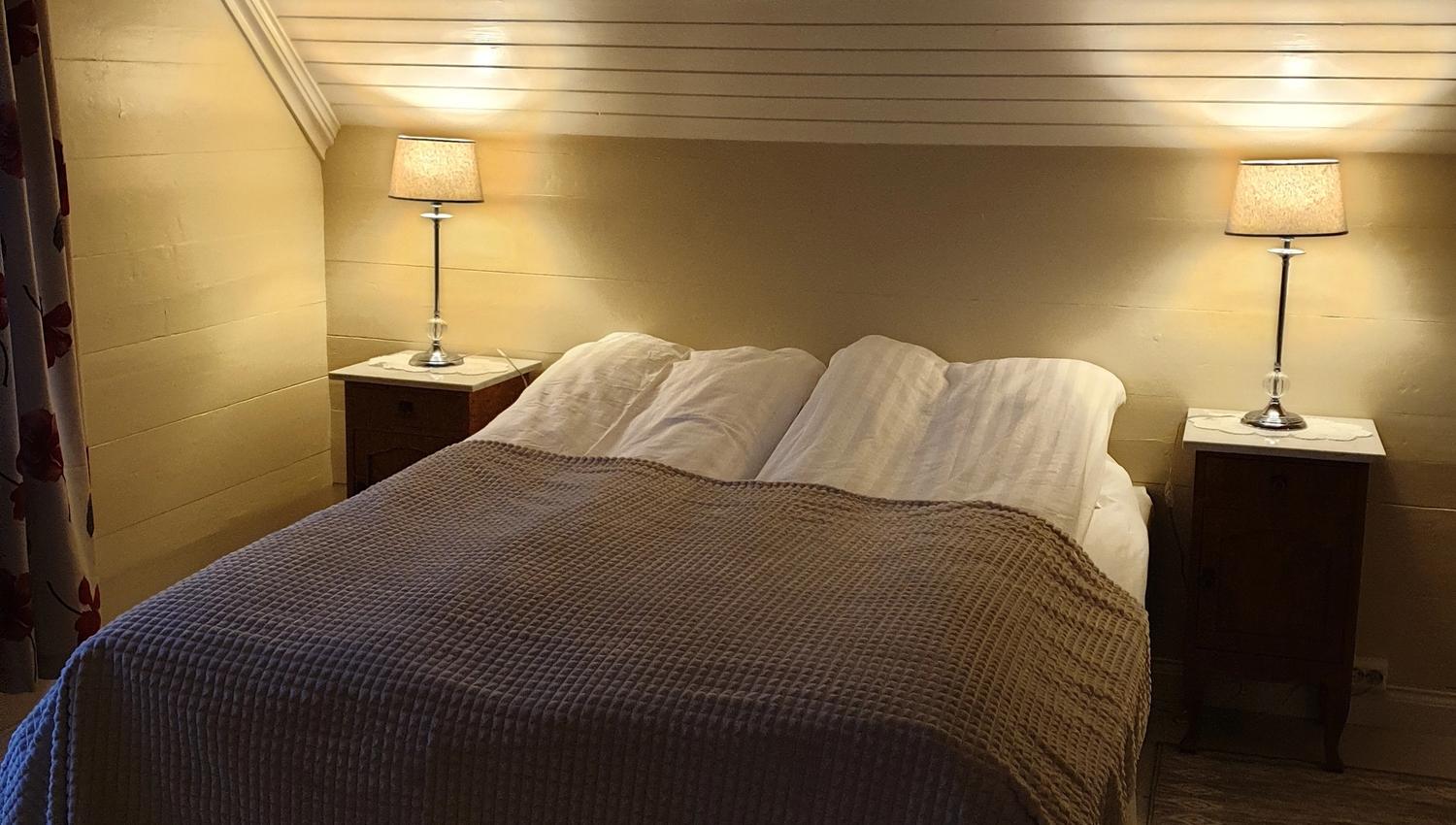 We allways prepare the beds for our guests.