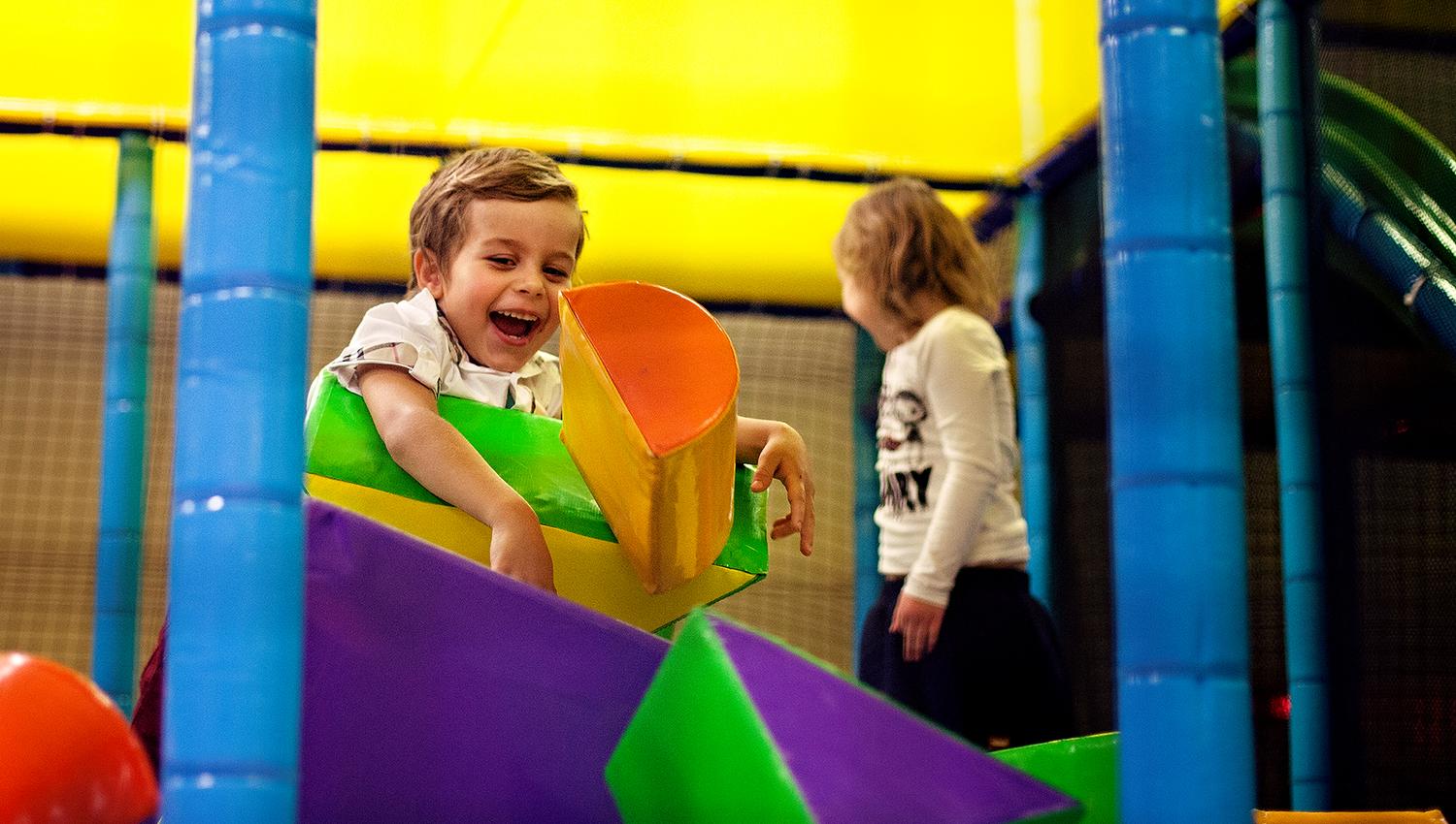 Lykkeland, a play centre in Steinkjer - boy in play