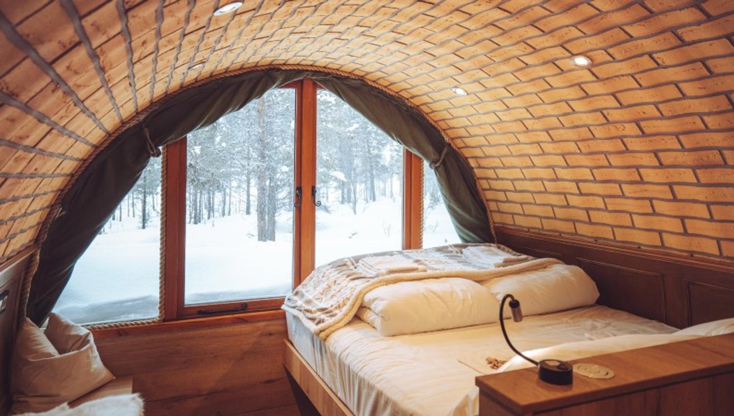 Fairytale cabins at Sjodalen Hyttetun