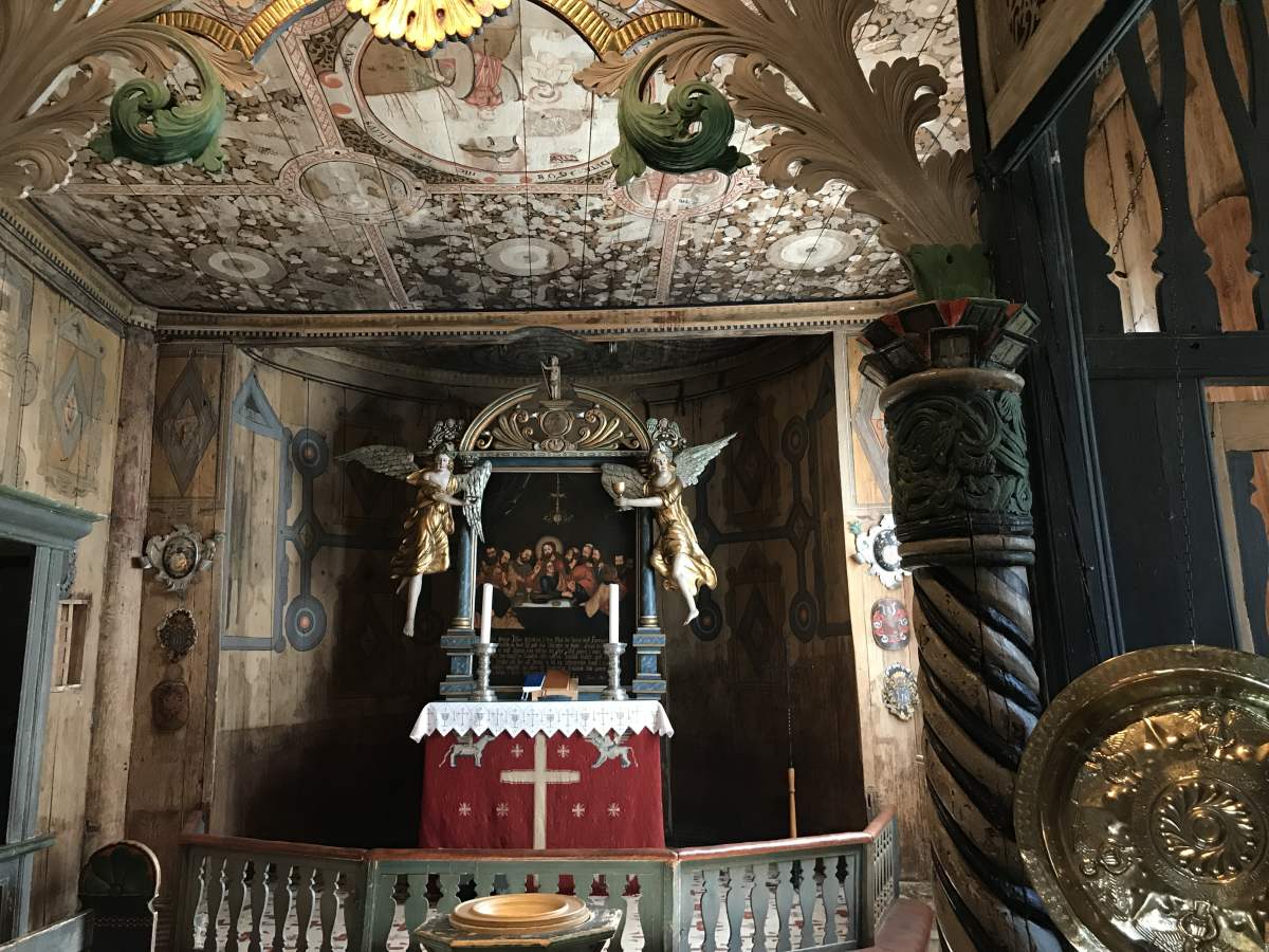 Stave Church in Lom altar