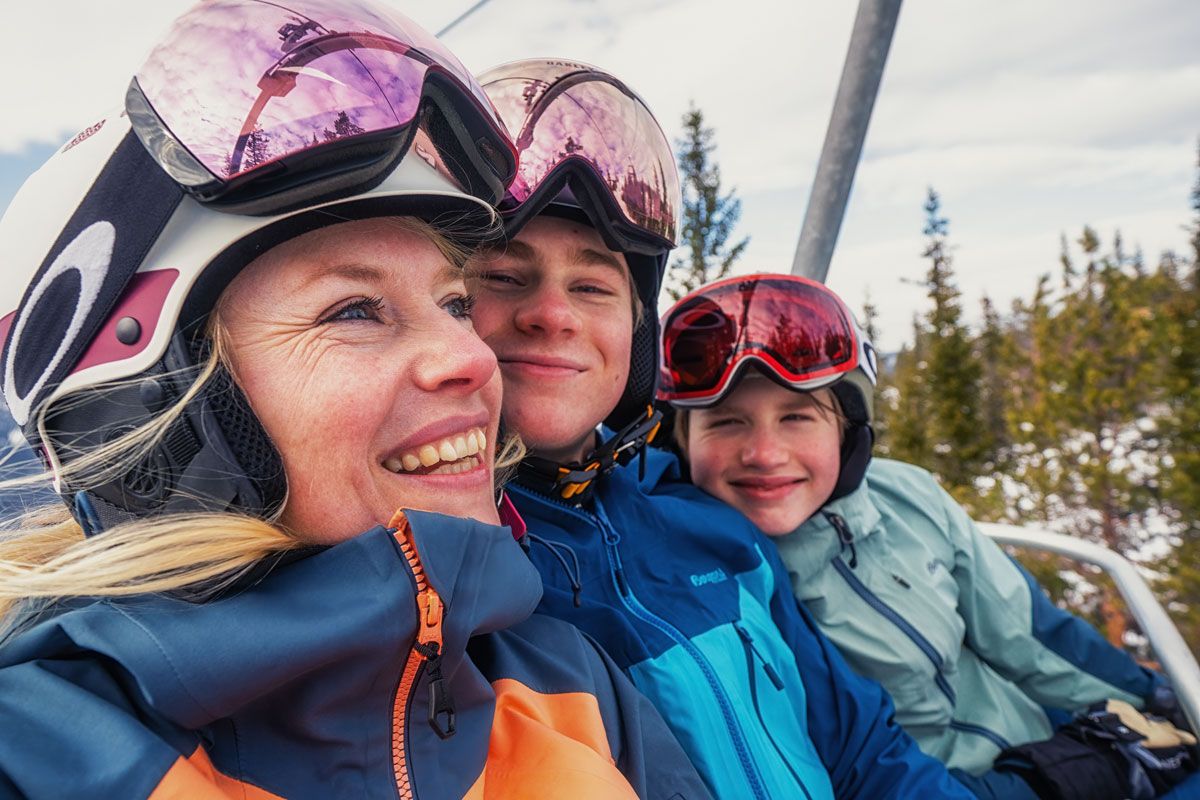 mother with child in the ski lift at Gausta ski center
