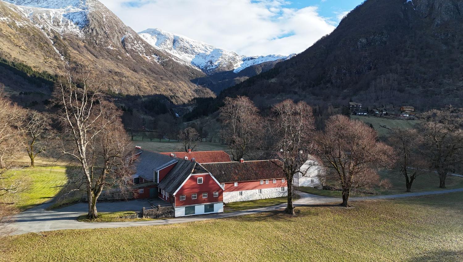 Rosendal Manor at the Barony Rosendal