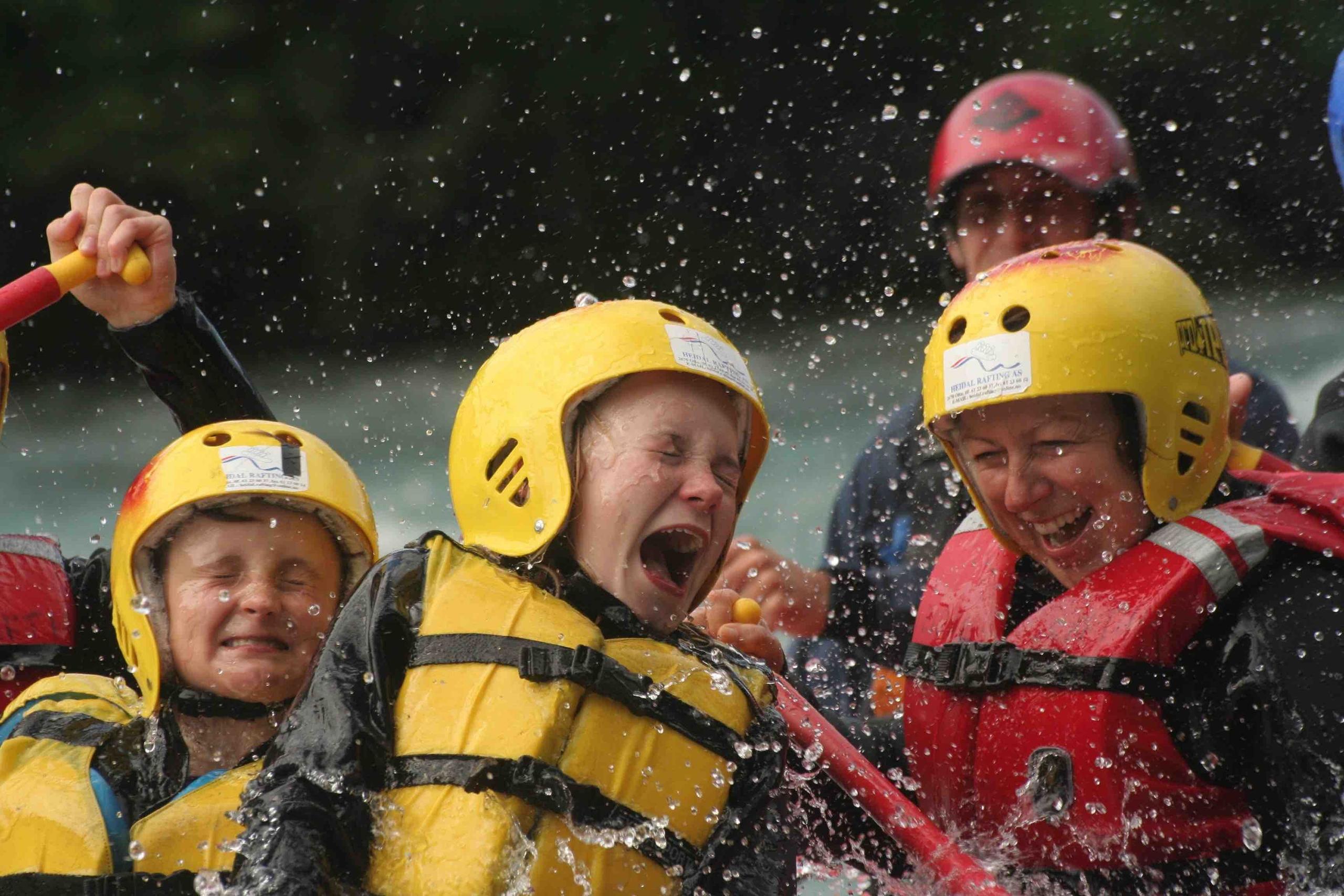 Family rafting experience on river Otta