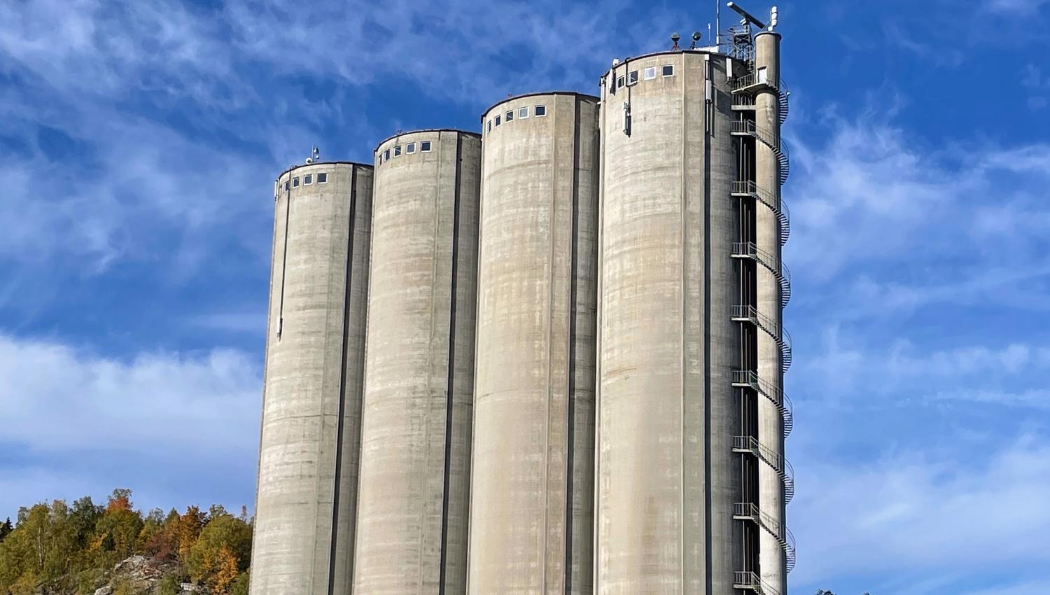 Slemmestad, 4 cement silos