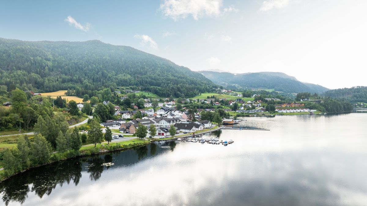 drone image of Kviteseid town