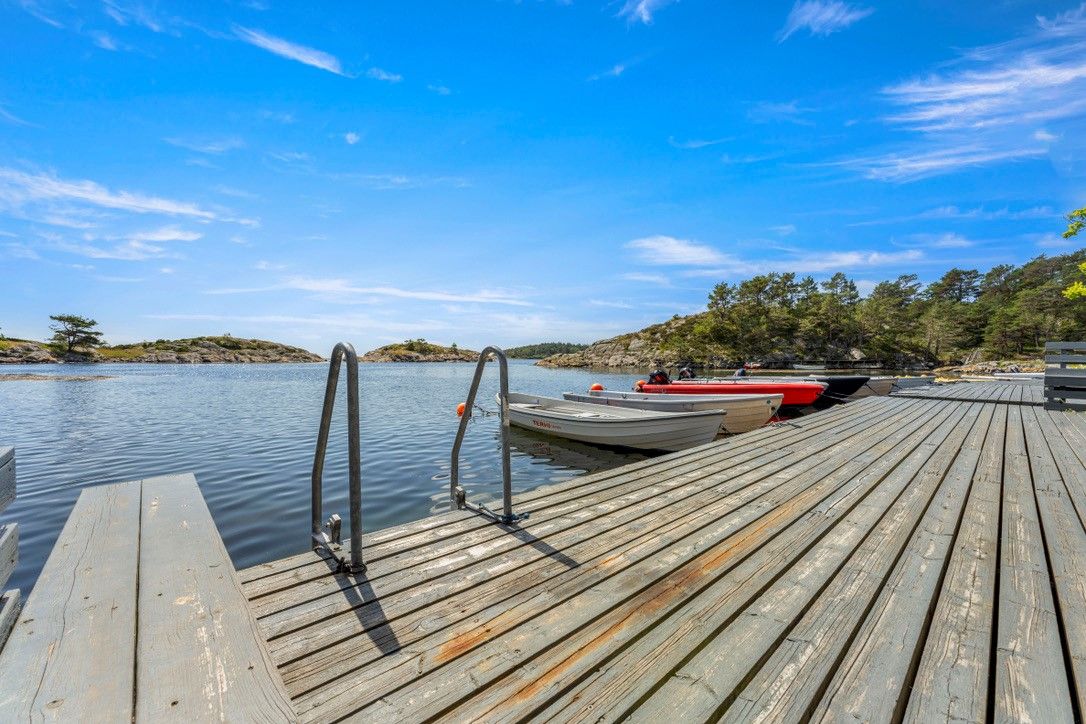 brygge med badestige ved Sandaa på Tromøya