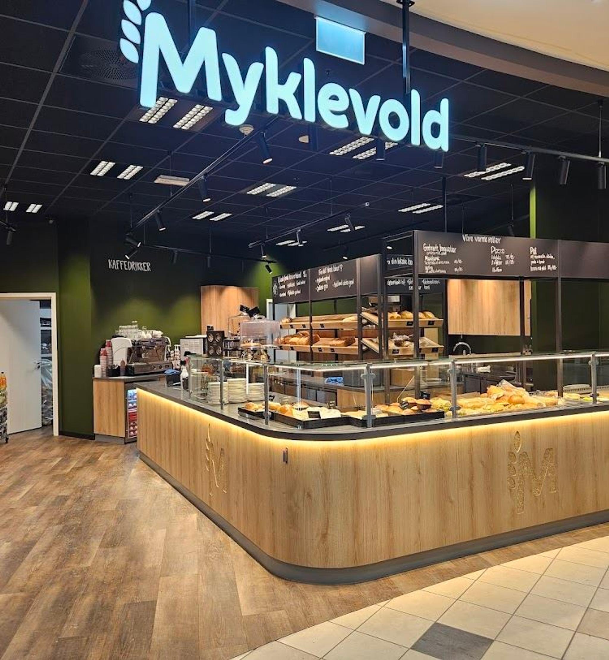 Myklevold baker`s café at Amfi Narvik