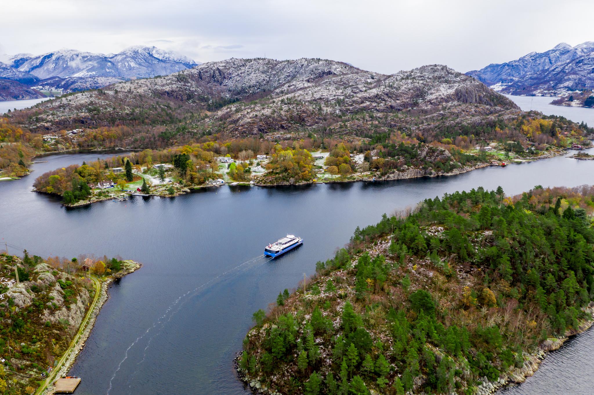 Fjord cruise to the Lysefjord and Preikestolen from Stavanger 