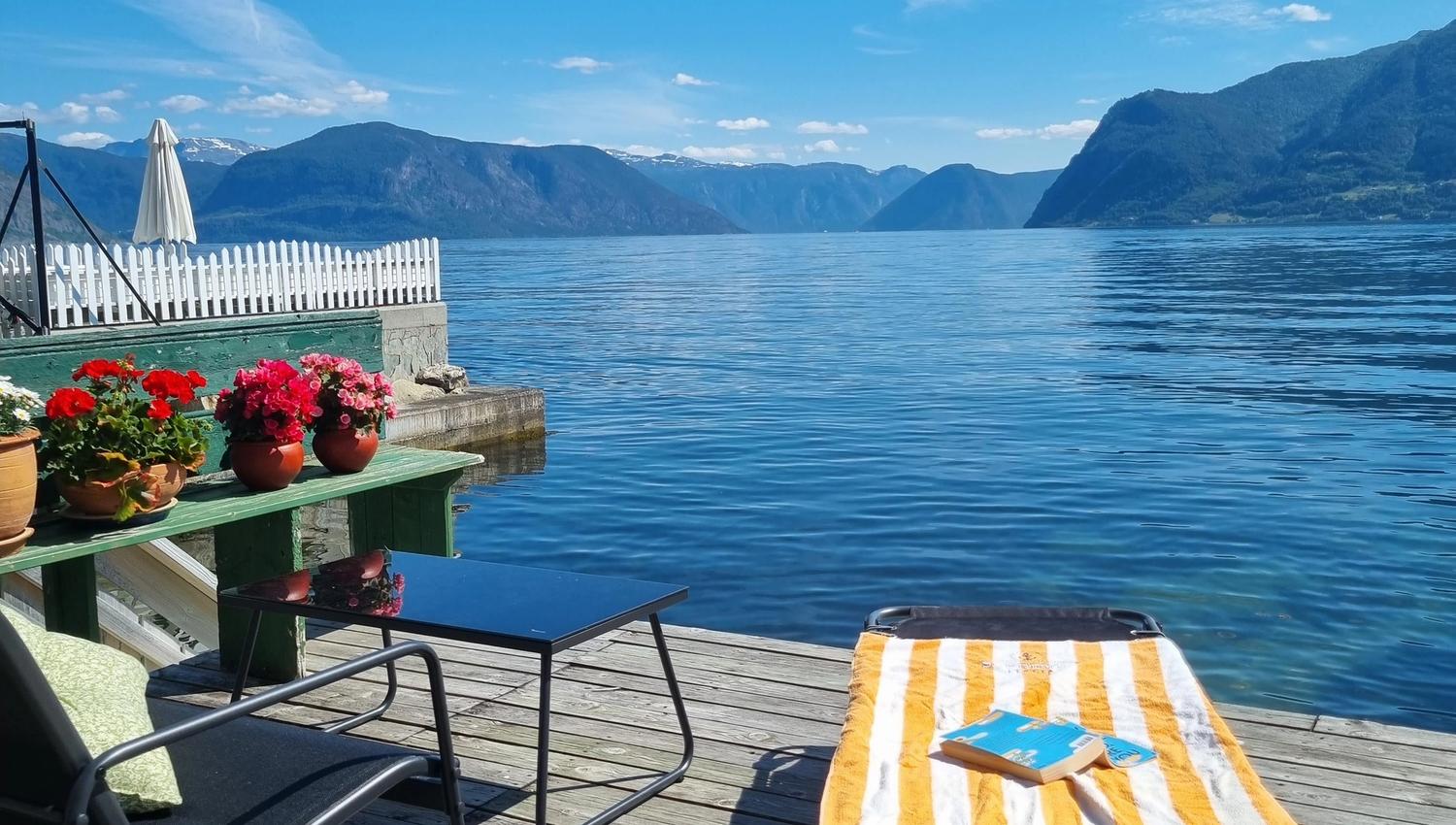 Systrond Motell Hyttesenter og Camping