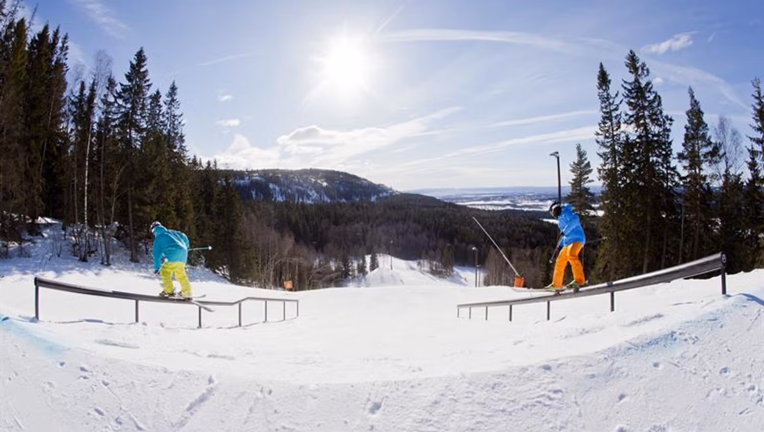 ramp for snowboarding and skiing