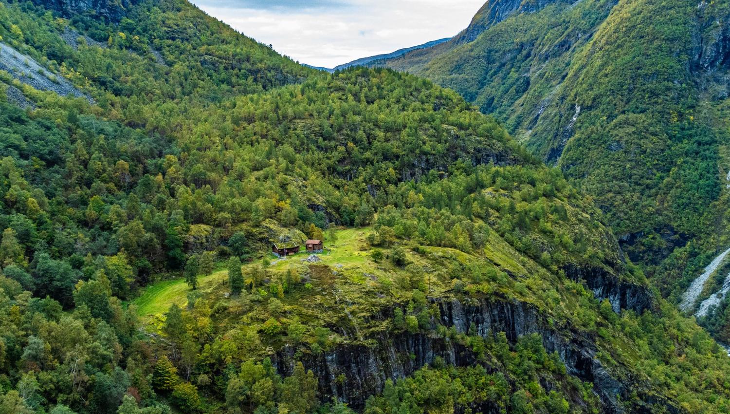 Utladalen, Årdal