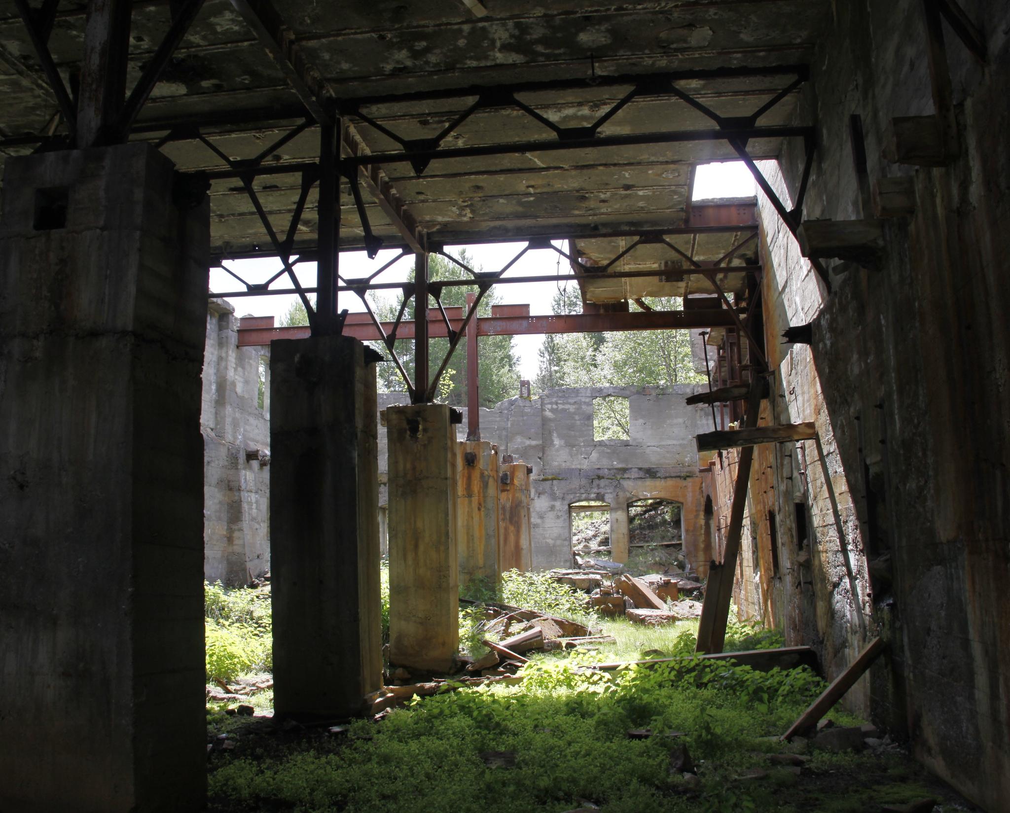 Røstvangen mines
