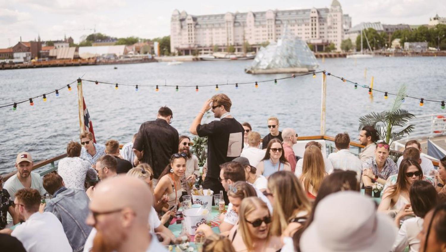 sommervent på MS Bjørvika