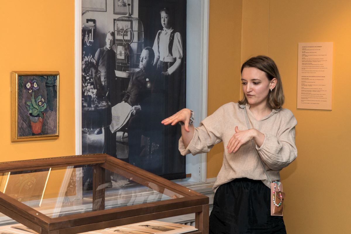perspektivet-museum-cora-sandel-sara-fabricius-german-guided-tour