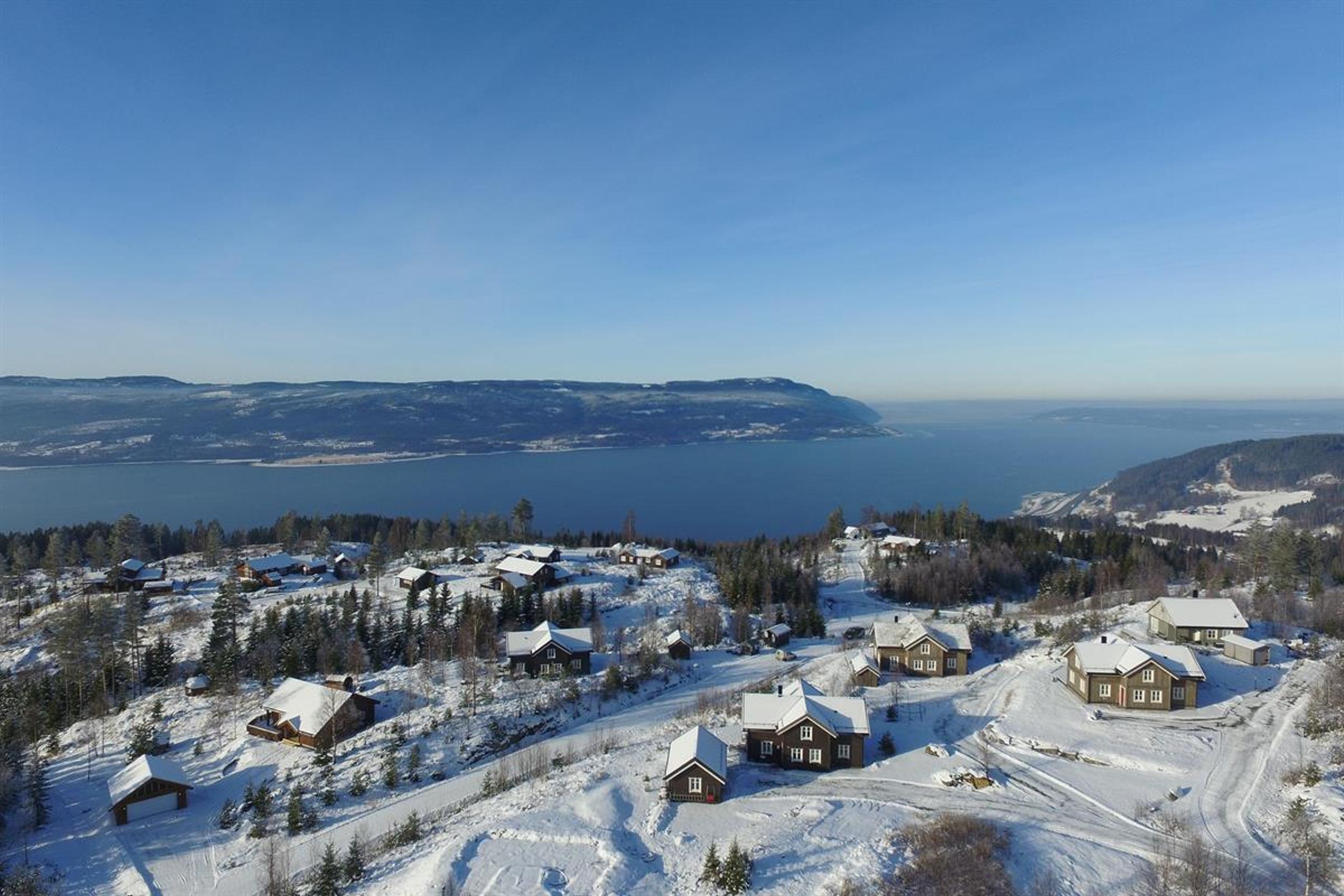 Dronefoto Mjøsli