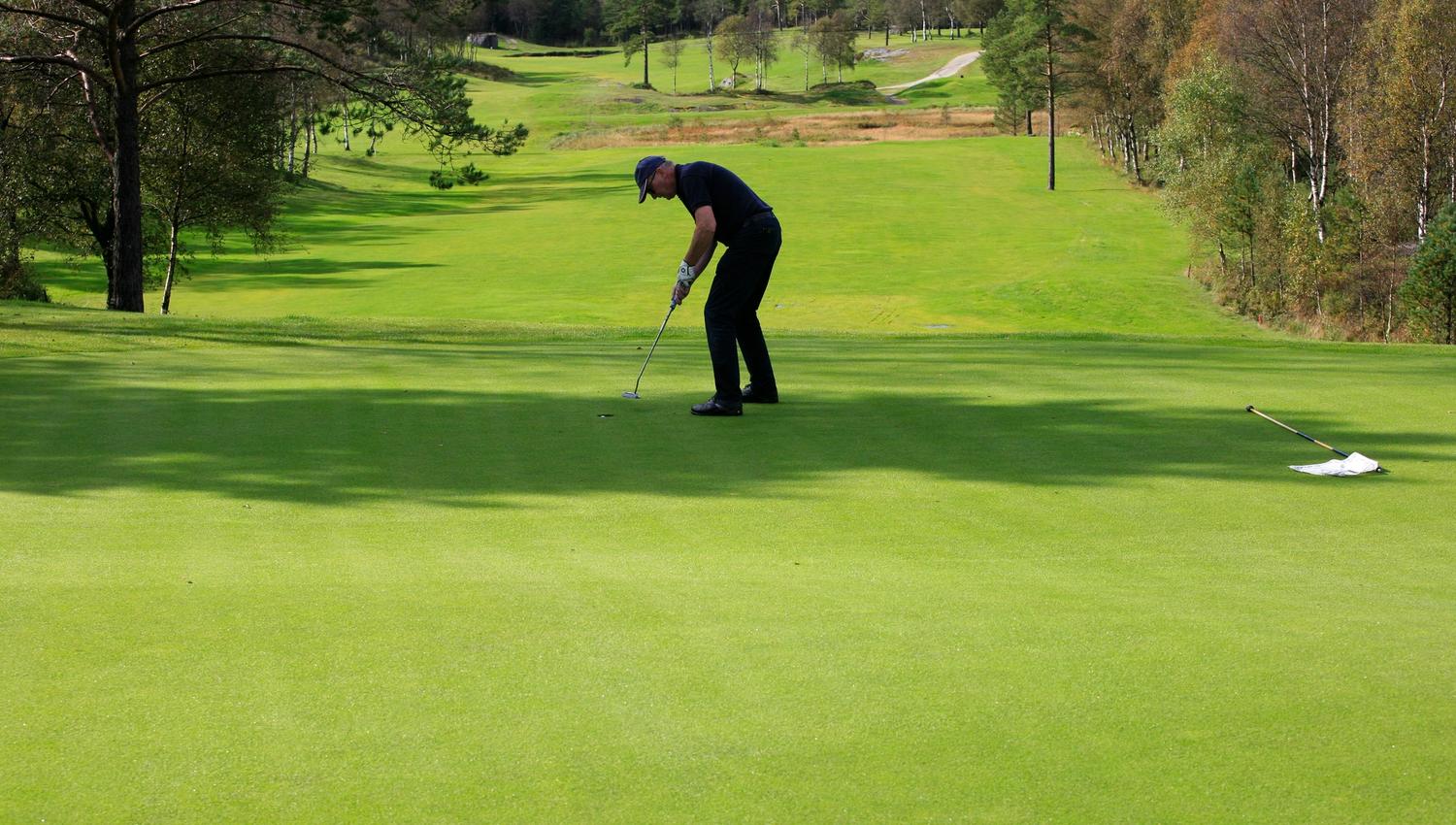 Utsikten Golfpark - Green 4 mot fairway