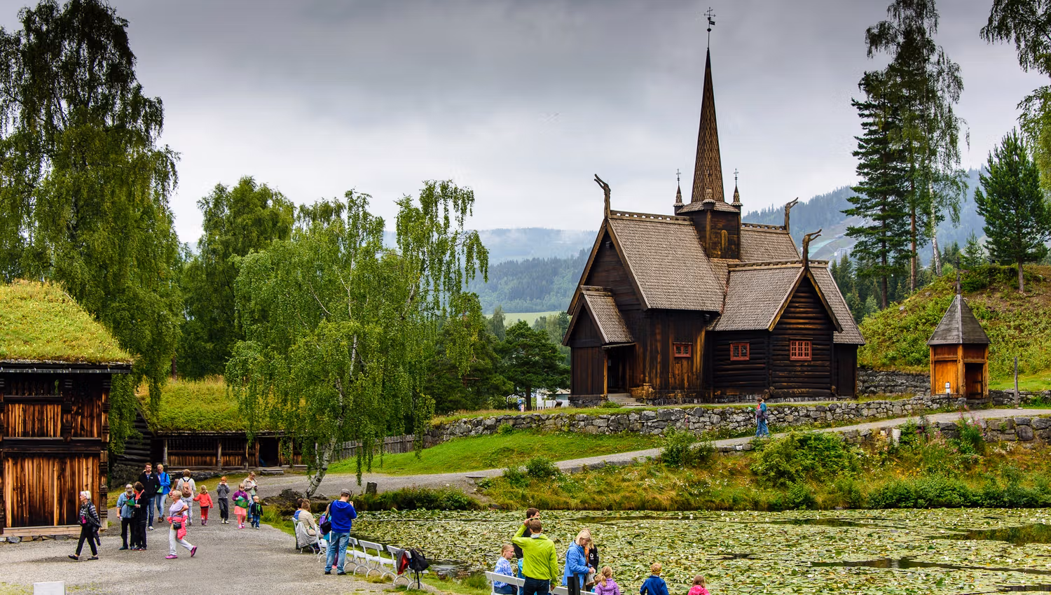 Garmo Stavkirke på Maihaugen - sommer