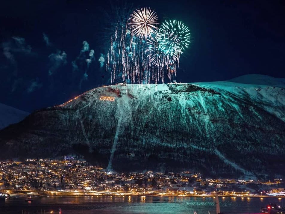 Fyrverkeri fra Fjellheisen