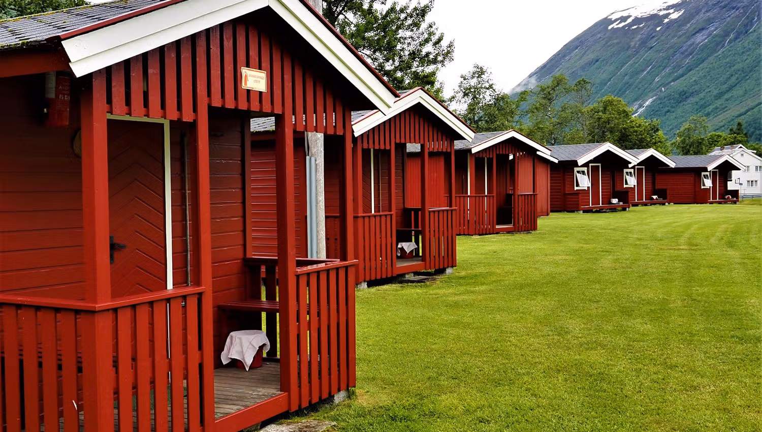 Små og koselige hytter på Gjerde Camping i Valldal