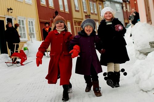 Tre jenter på flanderborg TGustavson